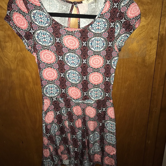 Romper - Picture 3 of 4